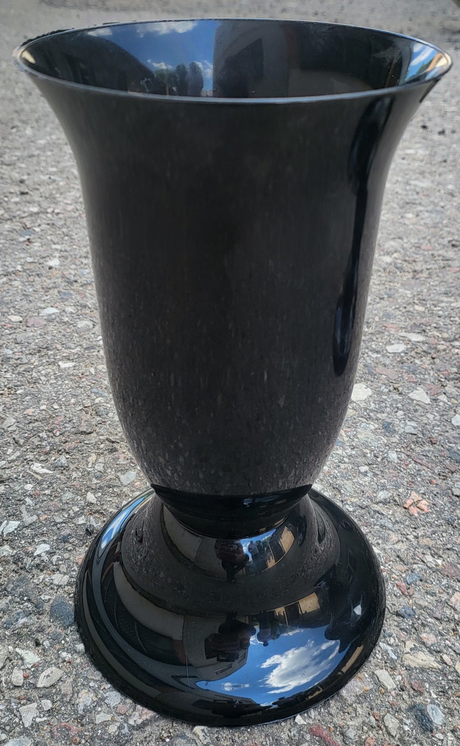 Plastikinė pastatoma vaza 24 cm, D-13 cm Nr. 5 juoda