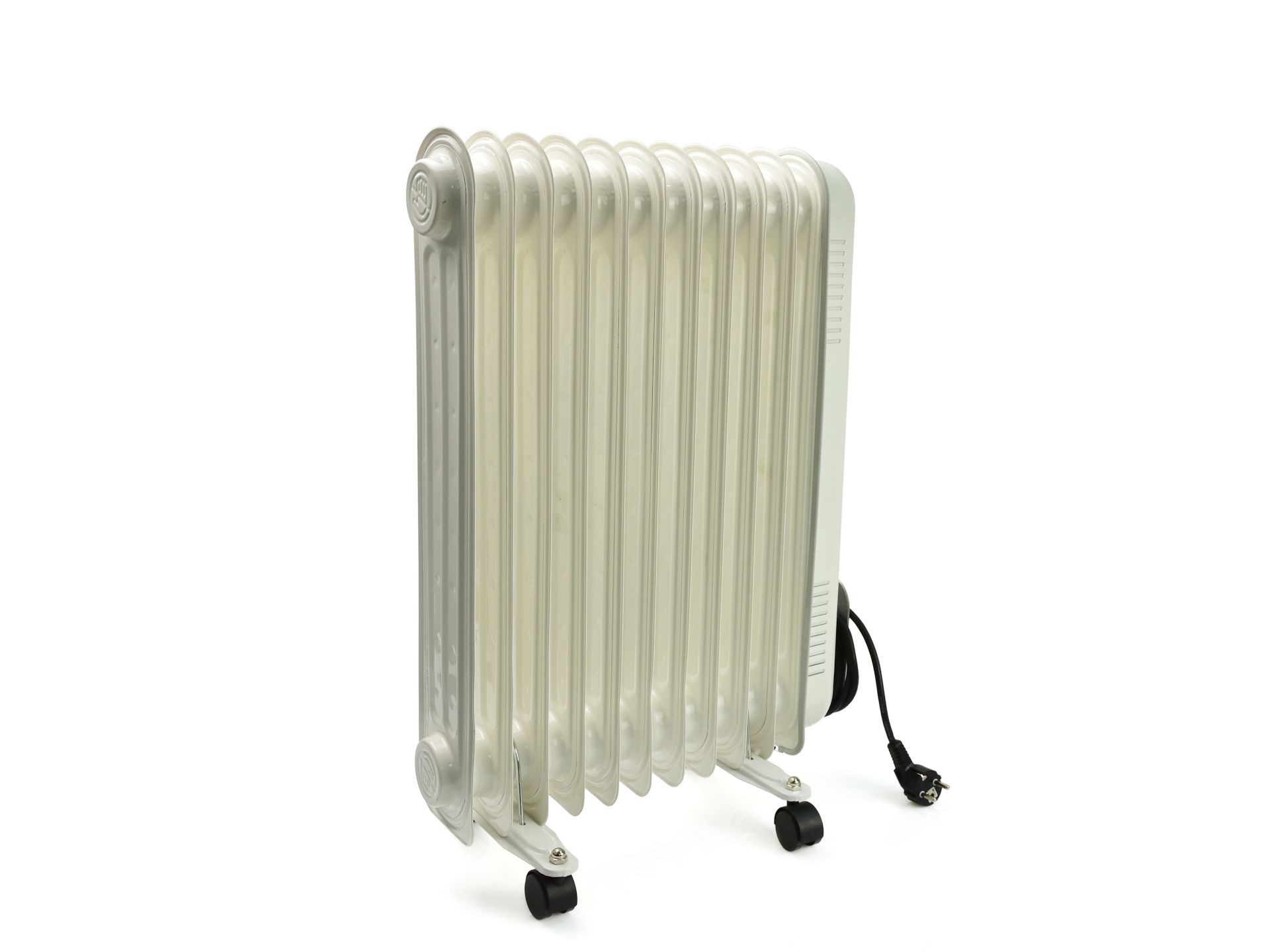 Tepalinis radiatorius 11 sekcijų 2500W GEKO G80554