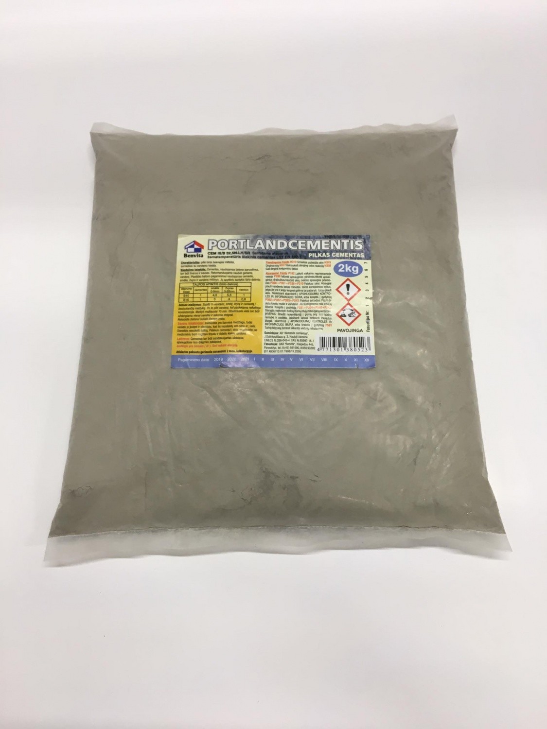 Cementas pilkas 2kg
